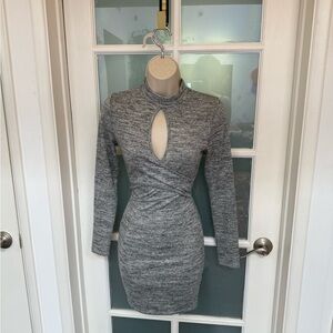 Elegant Gray Long Sleeve Dress